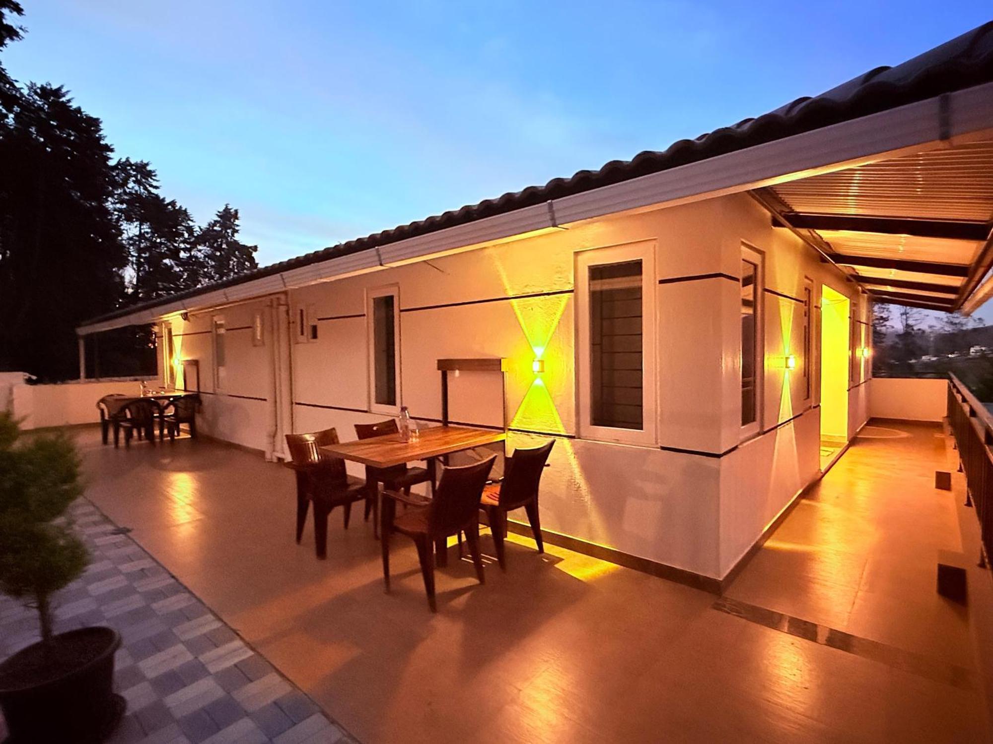 Stellar Homes Ooty Buitenkant foto